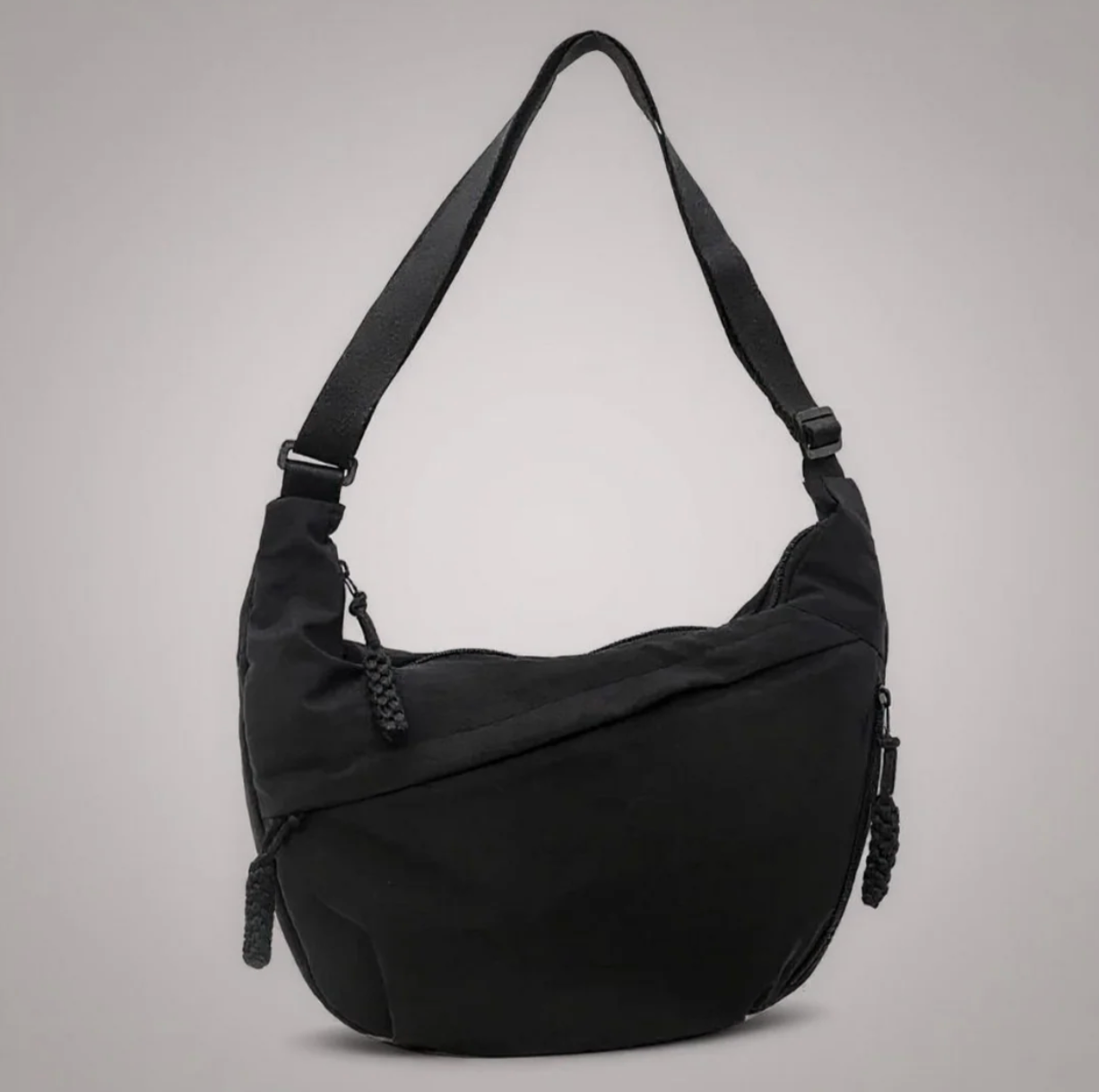 Elegant and Durable Shoulder Bag