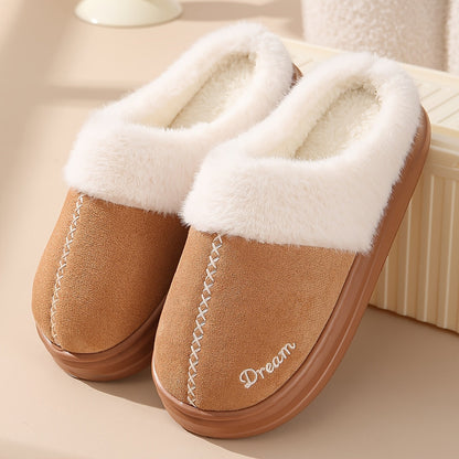 Suze – Cozy fur house slipper with warm lining.